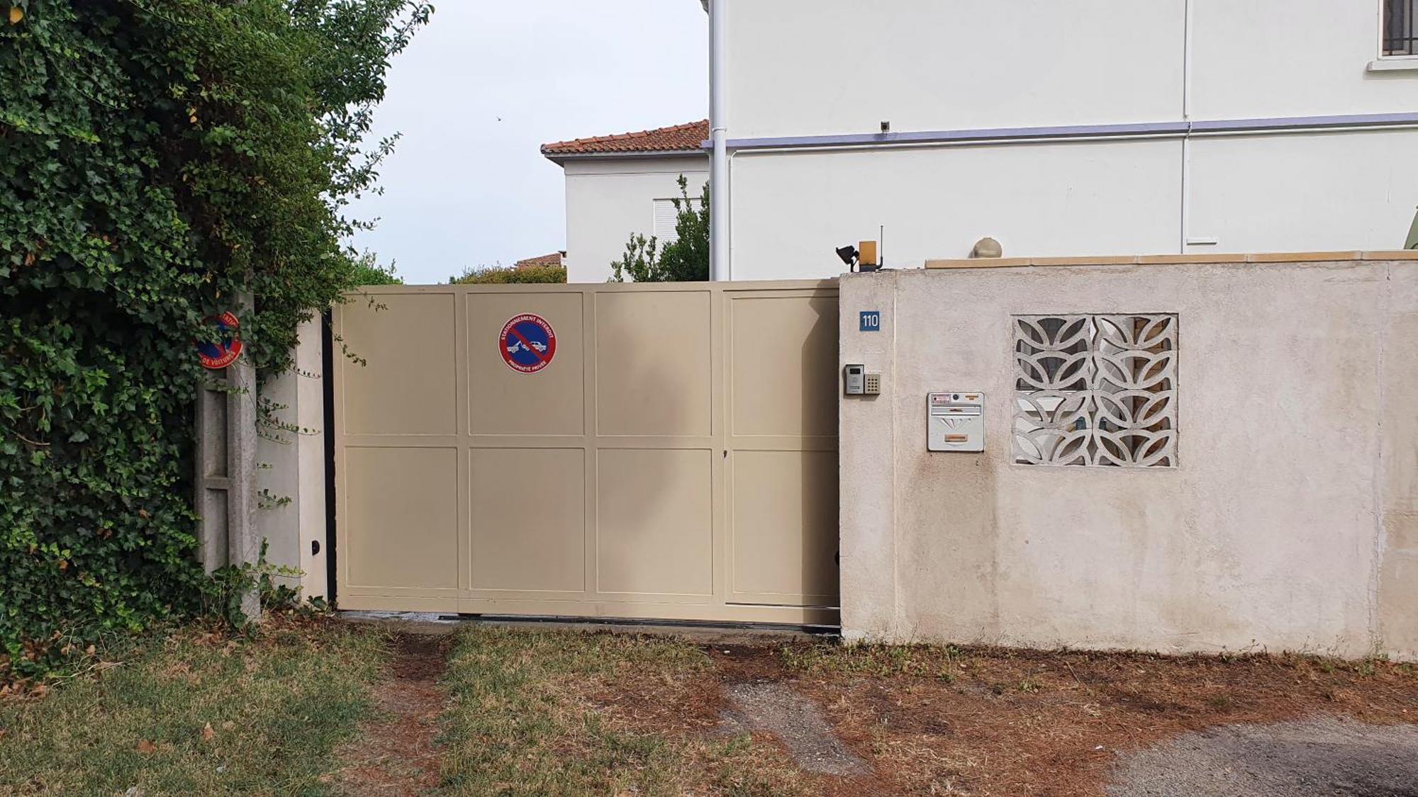 Ferienwohnung Superbe T2 Avec Jardin, Piscine-Enfant Et Parking Arles Exterior foto